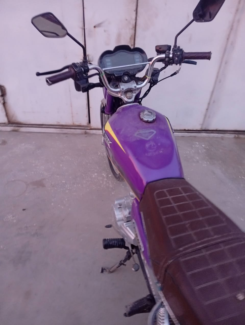 سلام عليكم دراجه للبيع موديل 2024 دراجه كامله محرك ما مفتوح وكهرباؤيات شغاله واوراق كامله وسعر خاص


**إذا كنت صاحب هذا الإعلان وتريد حذفه لأي سبب، رجاءا أرسل رسالة إلى الدعم الفني**