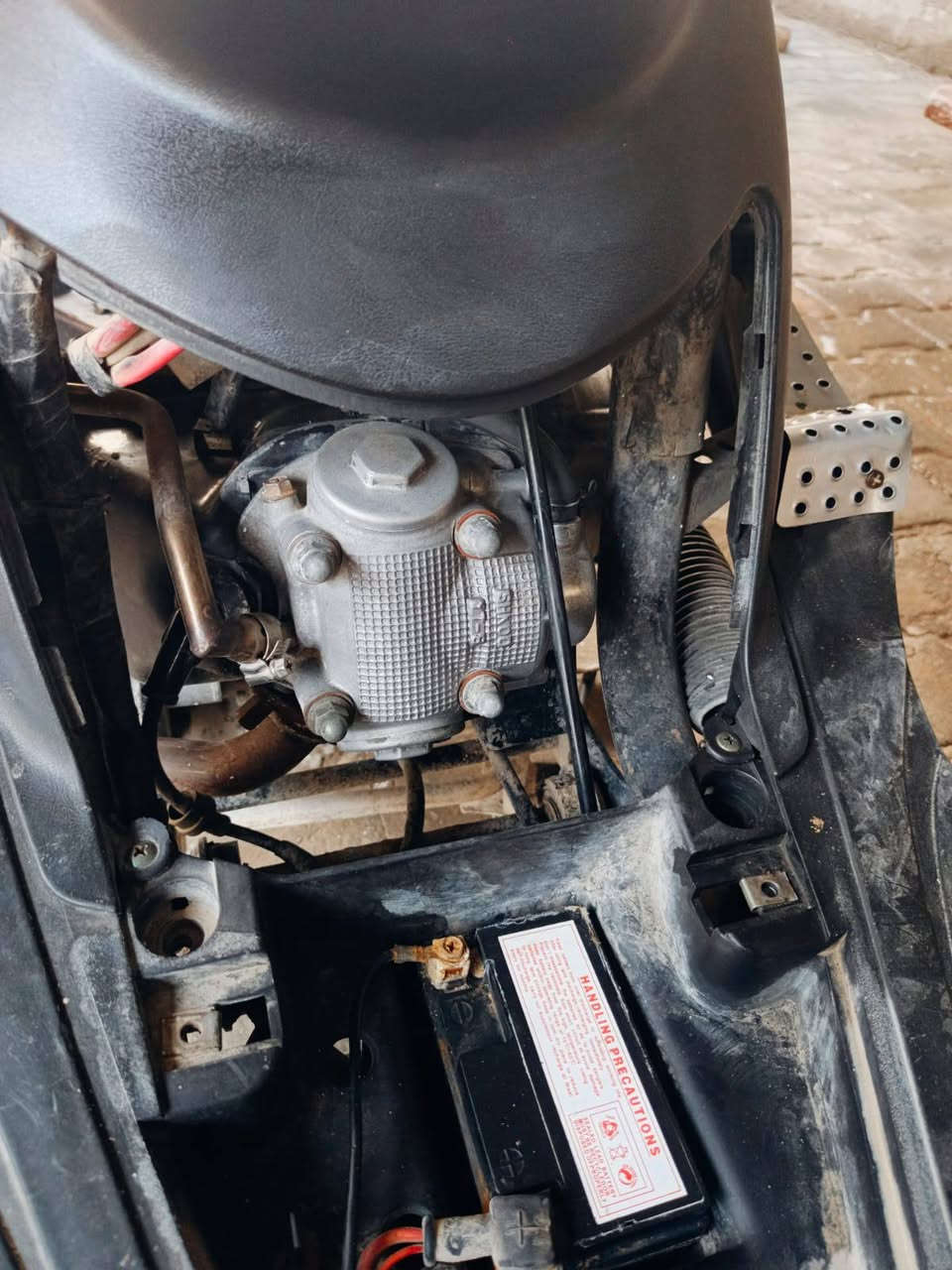 السلام عليكم دراجه ماكس عدله للبيع نظيفه دراجه ما مفتوحه وصل موجود دراجه مقفوله من كل شيء شلعه ومعدل ماكينه ناعمه سعر 550 وبيها مجال حق الجيه‏‪***********‬‏
