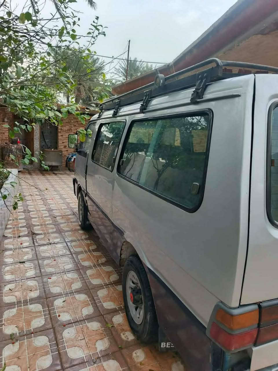 السلام عليكم  سياره بسته لبيع موديل 93 محرك بي تبخير وكير مكفول شواصي مكفولات سعر 33وبيه مجال  *********** مكان بابل مشروع لمسيب
