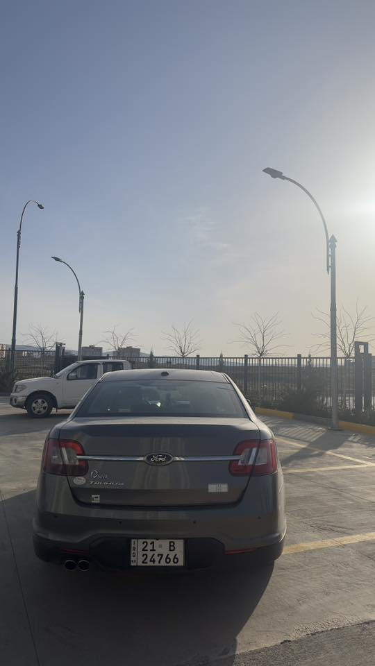 للبيع فورد توروس ٢٠١٢ نيفا 
مواصفات خليجية 
بدون صبغ السيارة بدون نواقص 
مكينه مفتوحة لغرض تبديل الواتر بمب 
تراييك للبصرة 
السيارة كلش نضيفة و ماشية ١٨٣ 
كاعي الشركة باقي بيها 
سيارة متعوبه عليها 
السعر ١٢٠ و بيها مجال 
مكانها السليمانية 
***********
