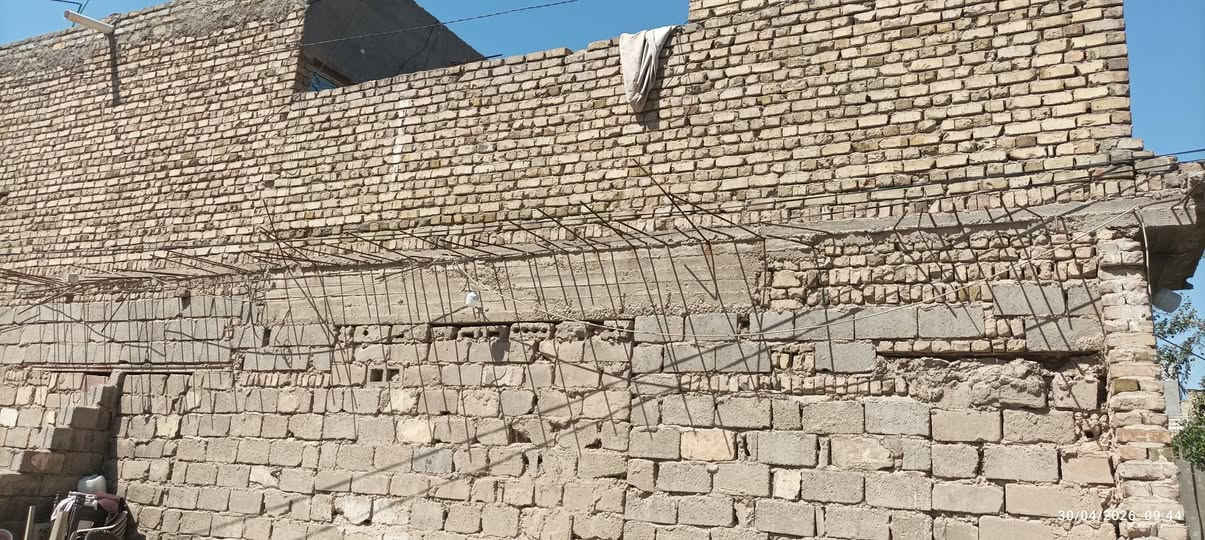 على بركة الله 
قطعة ارض مع بيت مساحة الارض 480متر تحت
 البناء ما يقارب 120متر بناء طابقين بلوك و

 طابوق سقف كونكريت ويوجود اساس من ضمن

 البيت ما مبني جنس العقار طابو زراعي سند25 اقرار محكمة 
                      موقع العقار 

كربلاء المقدسة منطقة الإمام عون بن عبد الله عليه

 السلام يبعد عن شارع بغداد مايقارب اقل من 100

 متر مقابل عمود 230
على شارع فرعي مقرنص 6امتاركافة الخدمات

 من مجاري ومدارس علما القطعه داخل حدود

 بلديه الارض تصلح مجمع طبي او بناء شقق سكنيه

 
سعر #360مليون وقابل لتفاوض للاستفسار اكثر

 يرجى مراسلة الصفحه او الاتصال على الرقم

 *********** 

وللاطلاع أكثر يرجى المتابعة والإعجاب بالصفحه
#الجميع
