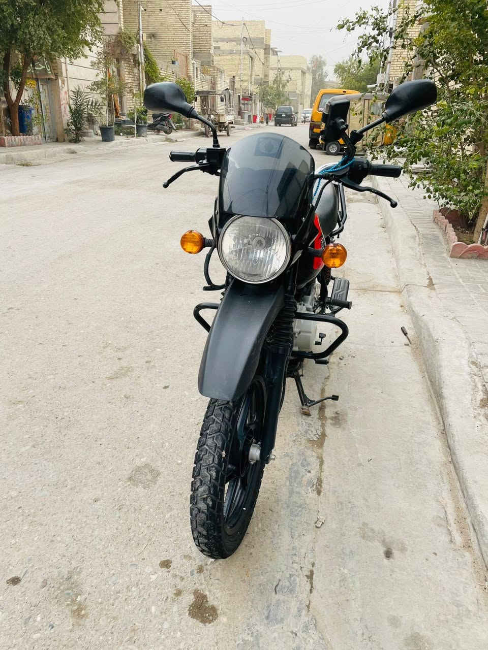 سلام عليكم دراجه بوكسر 23 رقم وسنويه انكليزي بسمي هزه جديده تحويل ثاني يوم نضيفه لدراجه مامشتغلين بيها بس للبيت عايفينها مامشتغله دلفري نضيفه مجفته تجفيت شركه لا تنقيص ولا تبخير دراجه ناعمه وحلوه مكاني مدينه الصدر  راسلني واتساب هاذ رقمي ***********
