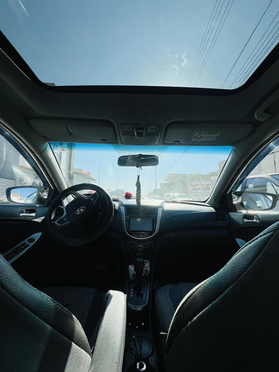 اكسنت مضلع للبيع موديل 2015
بابين مبدل جهت نفر اصلي شركه وقطعه صغيره جاملغ وره
السعر : 113 بيها مجال 
الرقم : ***********
