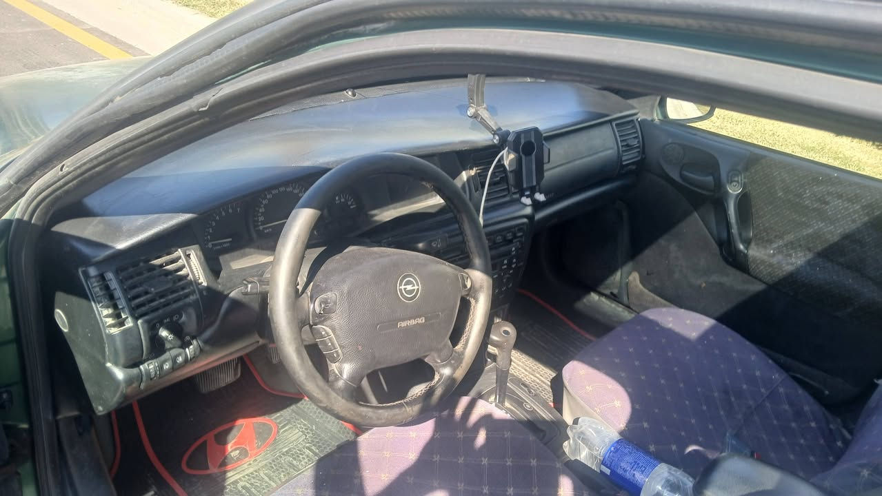 موديل1998 كير اتوماتيك بدون صبغ السياره كامل المحرك 2000 كامل حداديه وبدلات السعر46
***********
