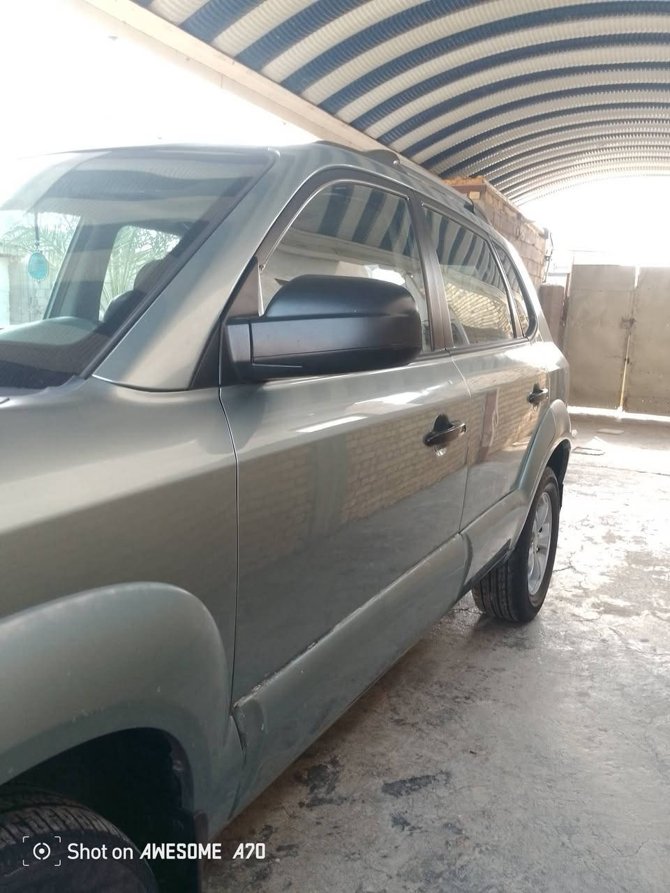 السلام عليكم 🖐️
هونداي توسان موديل 2009 خليجي مكفوله كفاله عامه 
 سيارة فول مواصفات 1/1 
محرك 4 سلندر
ماشيه 167الف
سقف فتحه 
كهربائيات كله شغاله 
تبريد تدفئه كله شغاله 
محرك مفتوح كير اوتماتيك 
مكفوله من التبديل والصبغ والضربه 
سيارة جاهزة على 24 حبايه 
السعر 130 وبيه مجال 
المكان الحمزه الغربي للاستفسار إتصال على الرقم 
***********
***********
