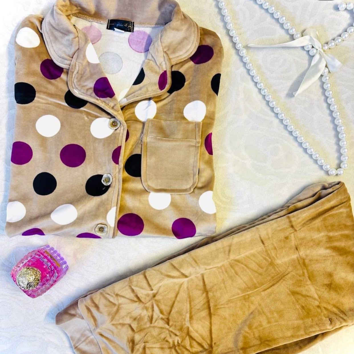 تراكات بهارية نسائية 
القياسات فري سايز
من وزن 50 الى 85 
متوفر خدمة توصيل لكافة محافظات العراق
#العراق #بغداد #البصرة #الموصل #اكسبلور


**إذا كنت صاحب هذا الإعلان وتريد حذفه لأي سبب، رجاءا أرسل رسالة إلى الدعم الفني**