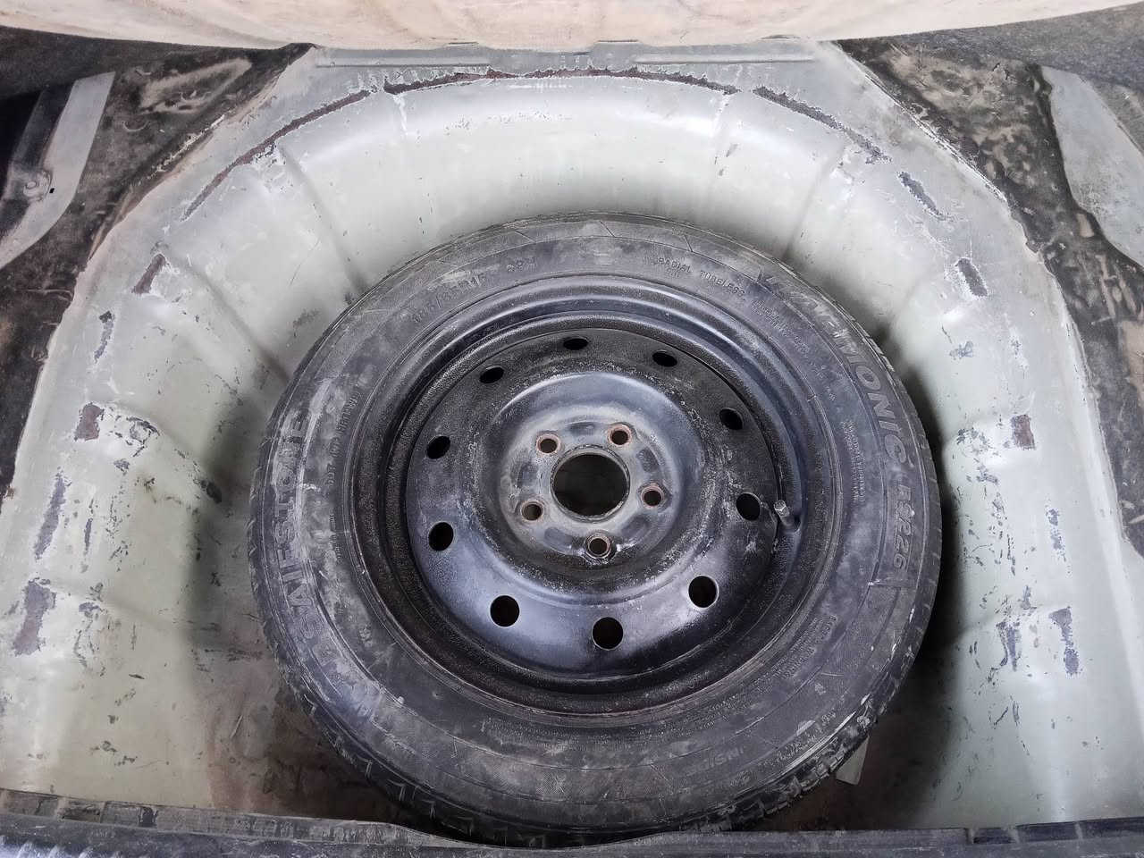 اوبتيما موديل 7 امريكي تبديل بنيد وجاملغ بيه بارد تصليح شاصي مكينه وكير جدد سته  رقم نكليزي هزه جديده راعيها شرعي موجود تبريد عطلان وبيه داريم تعبان تخم تاير باتري حداديه امامي وخلفي كهربيات راديتر ومروحه جدد سعرها 80 بيه مجال مكان سياره ناصريه اغير متواجد ع انترنيت رقمي واتصل ***********
