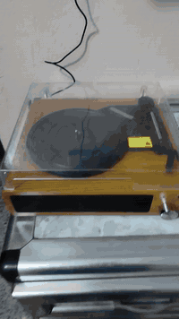 مسجل شكله انتيكة طلع بالامزون سعره ٢٥ مكاني فلوجة الشراي يتصل *********** توصيل فقط داخل الفلوجة
