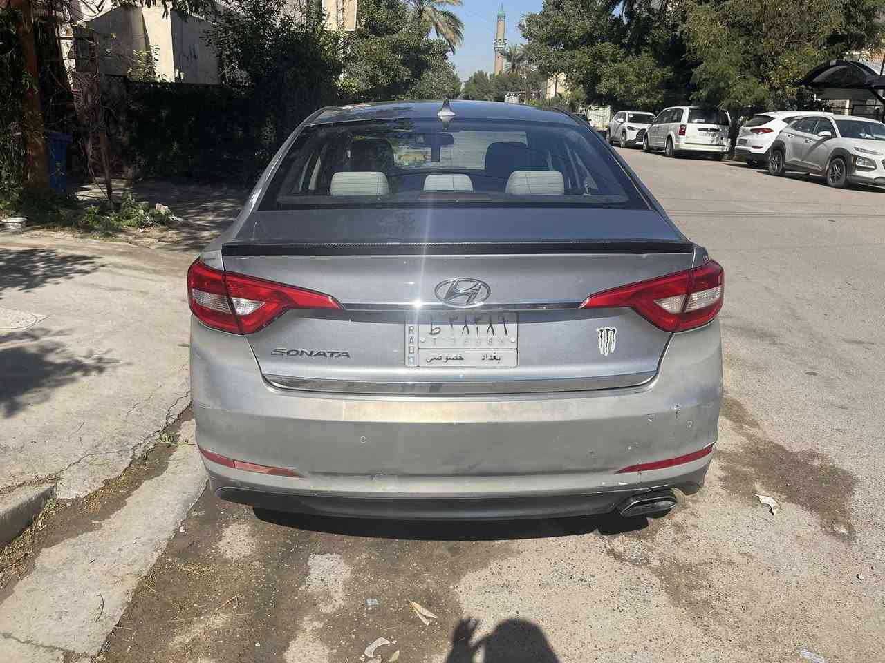 للبيع سوناتا 2017 مكان السياره بغداد السعر 118 ورقه رقم الهاتف ***********
