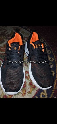 حذاء رياضي • قياس ٤٤ • قياس ٤٣