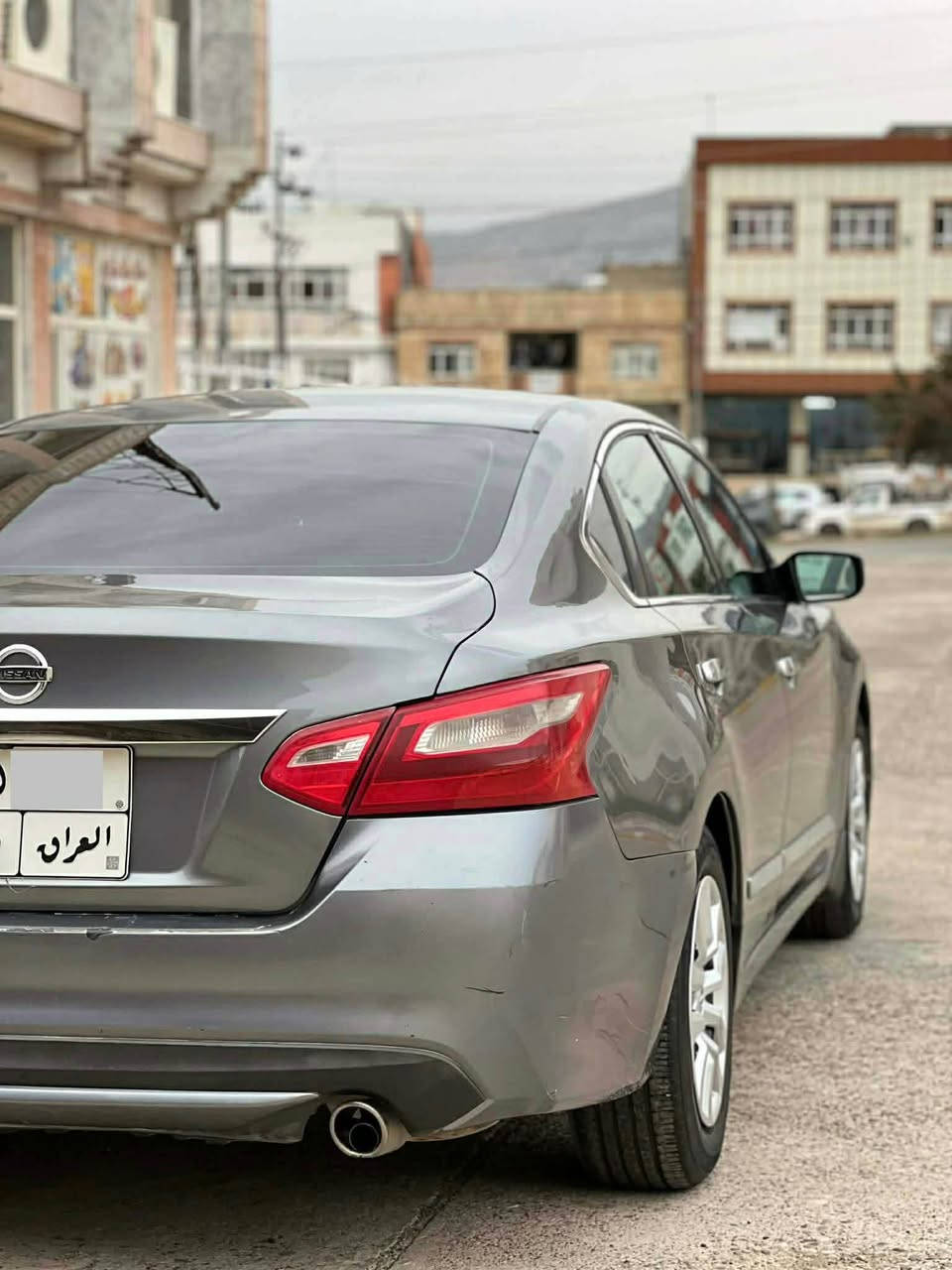 السلام عليكم 
للبيع وتبديل حسب قناعه نيسان التيما موديل 2016  
رقم دهوك تريد تحويل وكاله حاضرين
سعر  113 ورقه 
مكينه وكير وتبريد كله بشرط وين ماتريد افحص
محرك اربعه سلندر تنفس طبيعي المرغوب
مواصفات S معروفه
بصمه 
ابواب بصمه 
صندوق بصمه
تحديد سرعه
تشغيل عن بعد 
شاشه وكاميرا
وبعد بيها مواصفات 
سيارا ما بيها نقطه صبغ كلين تايتل بجم خلف كبس شرط الاستفسار اكثر على خاص او واتساب عندي فيديو مصور سيارا كامله كلشي واضح بيها شراي يجي خاص ادزله 
سيارا احلى من صور سيارا نظيفه ما بيها مصرف 
حجر كزوز بشرط ارباكات كله سليمه شركه شرط 👍
هاتف اسيا *********** واتساب
هاتف كورك *********** واتساب
عنوان سياره قضاء عقرة بعيده عن اربيل وموصل ساعه أربيل, العراق
