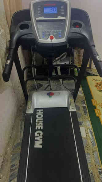 جهاز جري للبيع بسعر مناسب جهاز نضيف وحلو ومرتب ‭0785 907 3756‬
