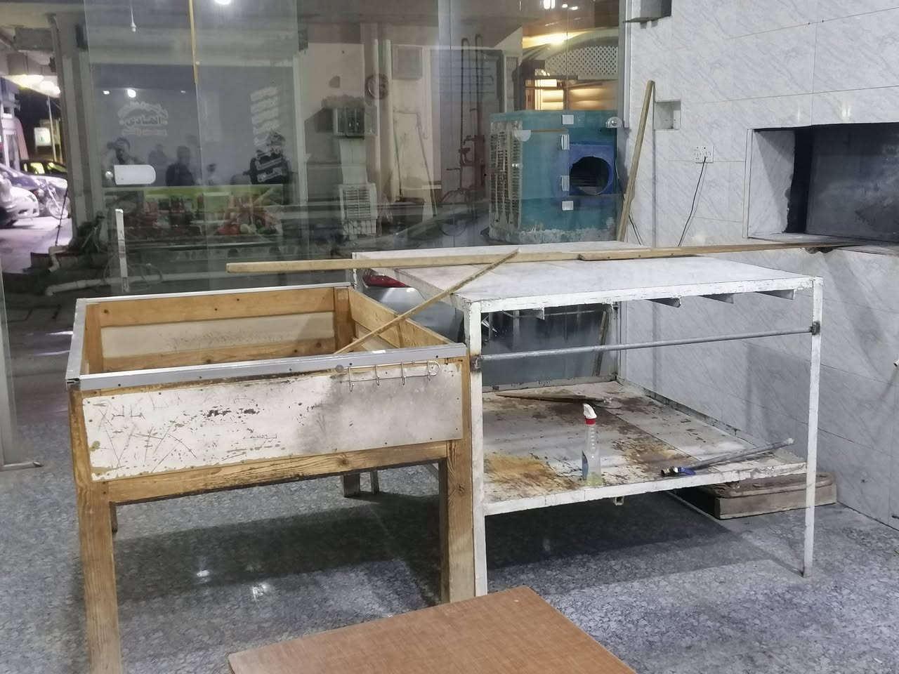 غراض فرن صمون حجري للبيع..تصل على  الرقم (***********).....??
