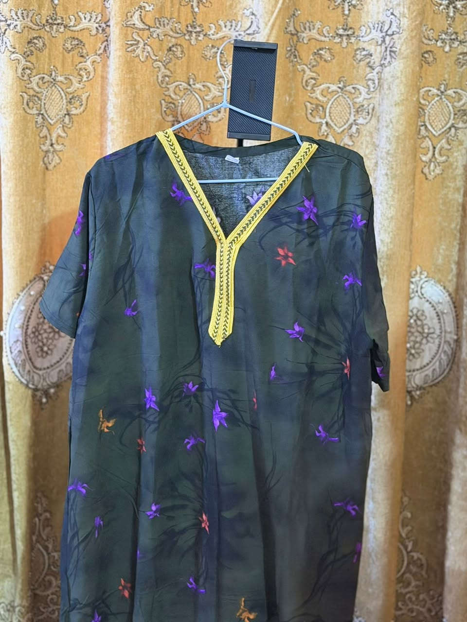 اهلا وسهلا يتوفر دشاديش صيفي بارد قماش كشمير سعر.                                                                          بلاش بلاش بلاش                                                       بخمسه الاف فقط يوجد توصيل لجميع مناطق الاسكان الاسكندريه الحصوه مجمع مسيب سده ويتوفر قياس من Xلل3X


**إذا كنت صاحب هذا الإعلان وتريد حذفه لأي سبب، رجاءا أرسل رسالة إلى الدعم الفني**