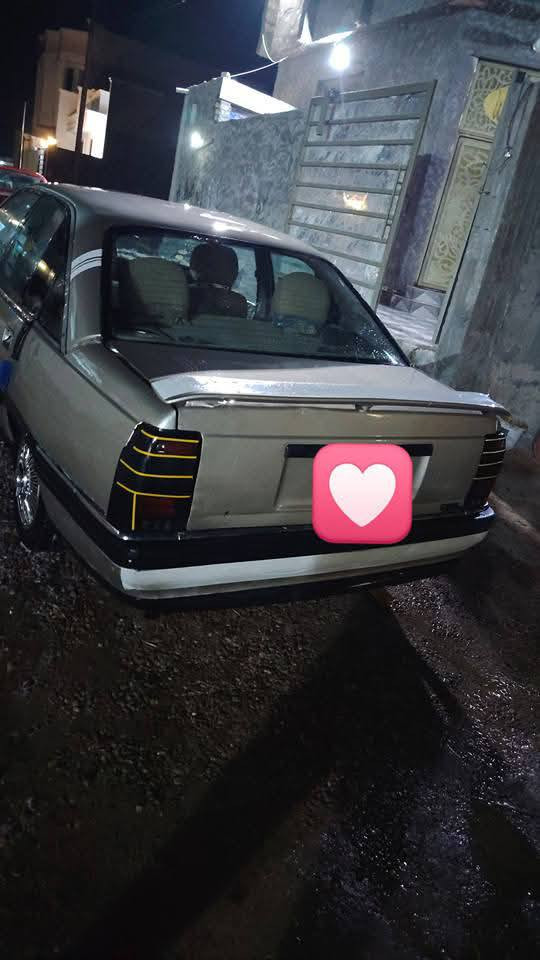 سلام عليكم للبيع اوبل اوميكه محرك وكير جدد سياره حلوه صبغهة بلادي نقصهة الكسل مالهة وتايرات زوج للكدام سنويتهة صاقطه تحويلهة عله خشمهة سياره حلوه السعر 27 وبيهة مجال مكاني خالديه ابو فليس هاذه رقمي للاستفسار ***********
