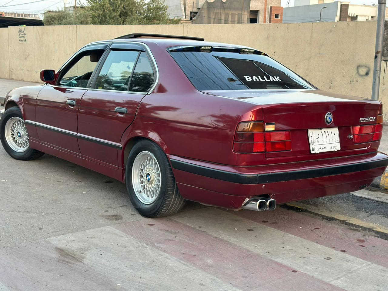 السلام عليكم بي ام موديل 1091صبغ جماليه حجم 520 كير عادي سياره نضيفه تايرات جدد طخم جديد سياره حلوه مال بيت باتري جديد محرك لا صرف والا نفخ شرعي بل موصل شرط التحويل كاربون بيه اتصال عل هاذه الرقم ***********
