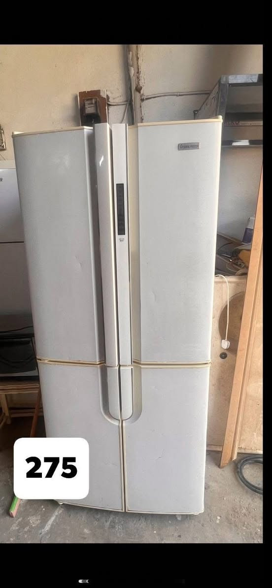 السلام عليكم… مجموعة غراض للبيع شرط الشغل والنضافة..
العنوان .. سيف سعد قرب مكتب لمسات العمارة …
للاستفسار.. واتساب او اتصال *********** ….
