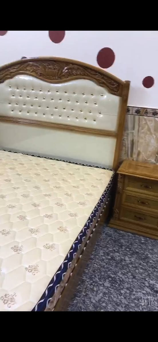 غرفة نوم جديدة للبيع / حطاطة عراقي / خشب صاج زان 
العنوان بغداد


**إذا كنت صاحب هذا الإعلان وتريد حذفه لأي سبب، رجاءا أرسل رسالة إلى الدعم الفني**