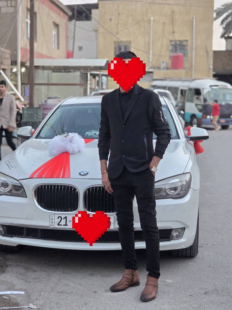 Bmw f02 2010 730li
N52
بي ام ٧٣٠ li خليجي
رقم سليمانيه بأسمي شرط التحويل بدون وكاله هزه وفحص جديد 
نوزل قصير تنفس طبيعي السياره بيها ظربه جاملق خلفي فقط صفحت السكن فقط بيها رشات توحيد لون فقط سياره حلوه ونظيفه محرك وكير كفاله ترايك وين ما تريد لا تبخير ولا تنقيص ولا نظوح شاشه اندرويد وكار بلي بك لايت تحديث لايت جديد زنون وسوار اصفر 5 بردات كهرباء حداده نظيقه كهرباء بلاديه شغاله كلها انارة ترحيب جوبلس محور دبل عادي والباقي تجي تشوف بعينك السياره كلش حلوه والف عافيه ع الياخذها البيع بسبب البناء
 مكاني البصره المركز *********** السعر 165$ بيها مجال
