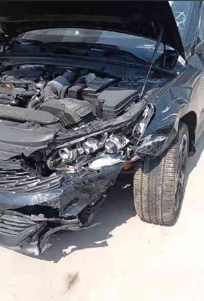 ‏K5 جيتي لاين فول مواصفات٢٢
بانوراما 
بصمه ابواب عدد ٢ 
بصمه تشغيل 
تشغيل عن بعد 
رادارات جانبي امامي 
توقف ذاتي 
مثبت سرعه 
قياده ذاتي 
كامره 
شاشه كبير 
كشنات جلد + مخمل 
كشن السايق كهرباء
مكينه ١٦٠٠ تيربو خير وبركه 
وبيهة بعد مواصفات معروف الفول 
السياره فول ومناقصهة شي 
تبديل قطعتين جاملغ وبنيد فقط 
سياره حره دخول جديد  
بدون لوحات 
مكان السياره ميسان مركز المدينه للستفسار الاتصال على الرقم او مراسله على الخاص ‭٠٧٧١ ٤٠٠ ٢٠٤١‬ السعر١٥٥ وبيهة مجال
