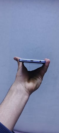 تكنو • ذاكرة ٦٤ • تبديل بايفون ٧/٨