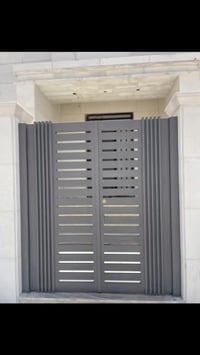 باب مودرن • خارجي