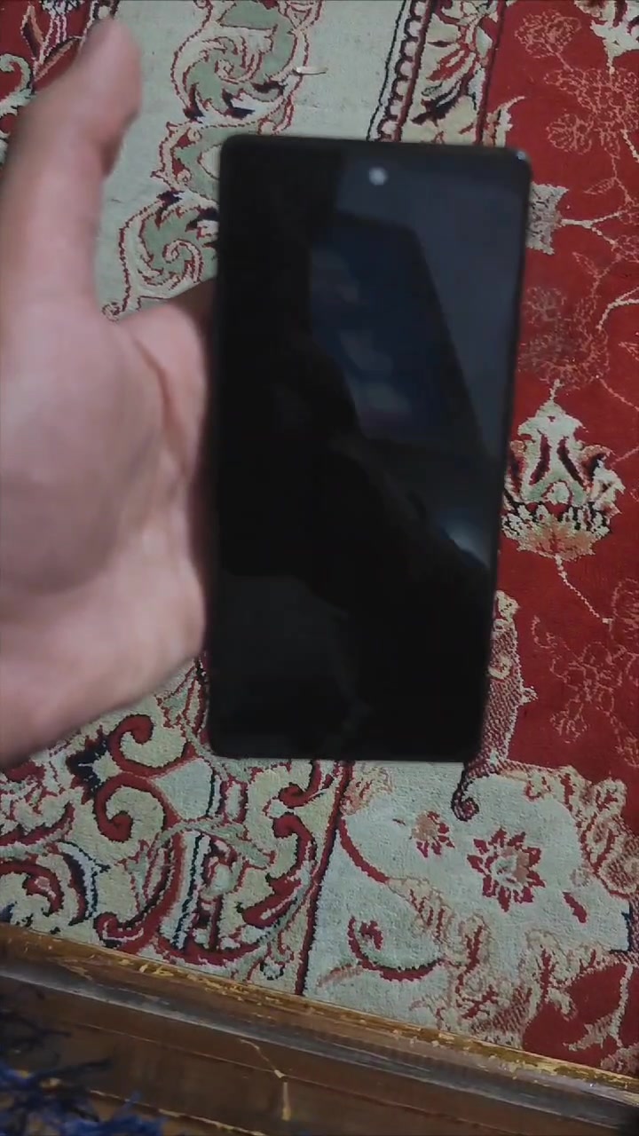 pixel 6 جهاز قوي كلش بالتصوير وقوي بالالعاب
جهاز كلش نضيف  
شاشته 90 فريم
يدعم ببجي 60 فريم بدون اي لاك 
الجهاز ما يحمى بسرعة ومعالجه قوي
مكاني بغداد