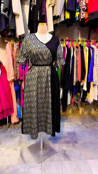 عنواني الناصرية الشعله قرب قسم البلدية مال الشعله قرب اسواق الباشا الحجز على الرقم ***********
