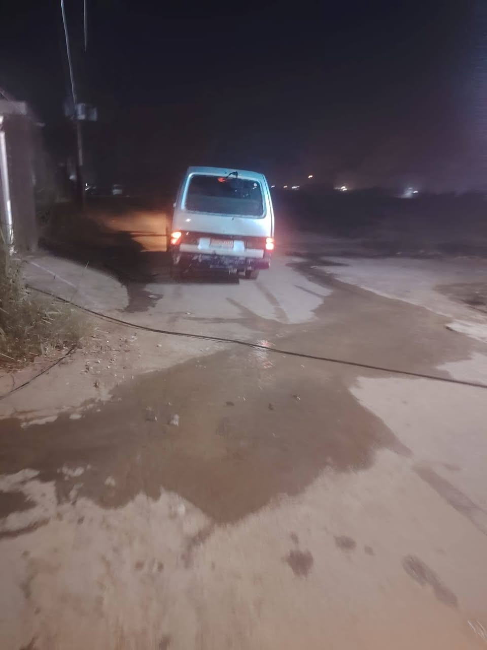 سلام عليكم سياره البيع نظيفه اسعر خاص ***********
