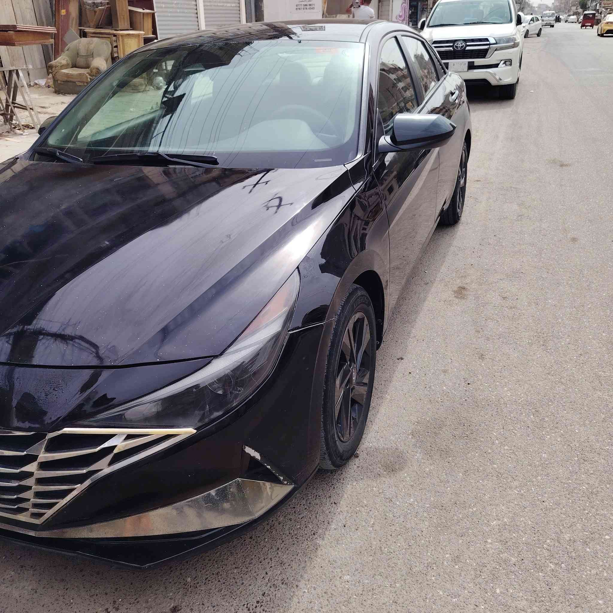 السلام عليكم
النترا اربيل سنويه بأسمي
ماشيه 45  ميل
تبديل بنيد فقط
بصمه رادارت توقف ذاتي
گير محرك وصدر بلادي
السياره جاهزه بدون نقص
السعر 118 قفل
العنوان بغداد المشتل
واتساب ***********
