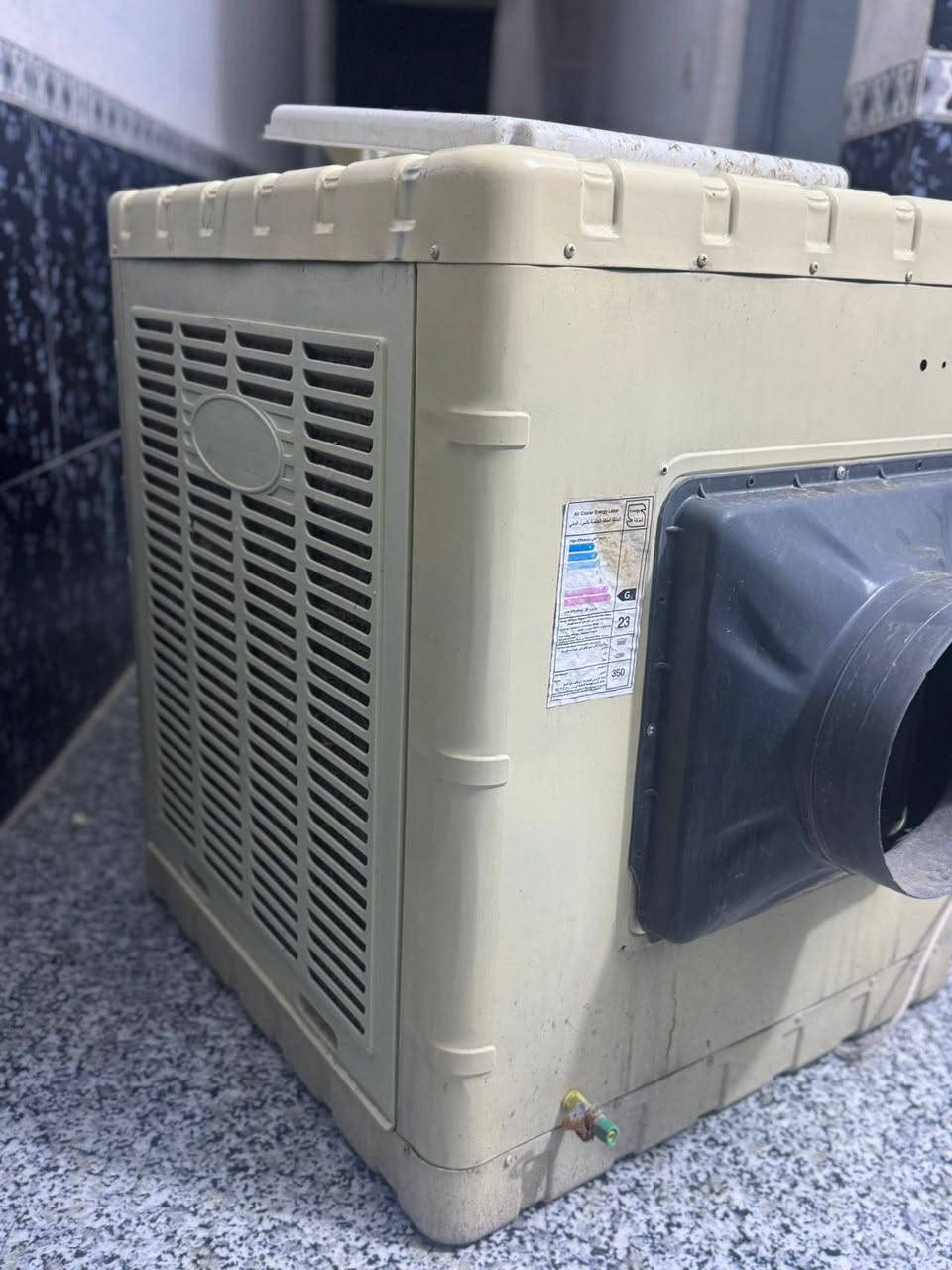 متاح مبردة استخدام قليل جدا جديدة اراعيك بل سعر


**إذا كنت صاحب هذا الإعلان وتريد حذفه لأي سبب، رجاءا أرسل رسالة إلى الدعم الفني**