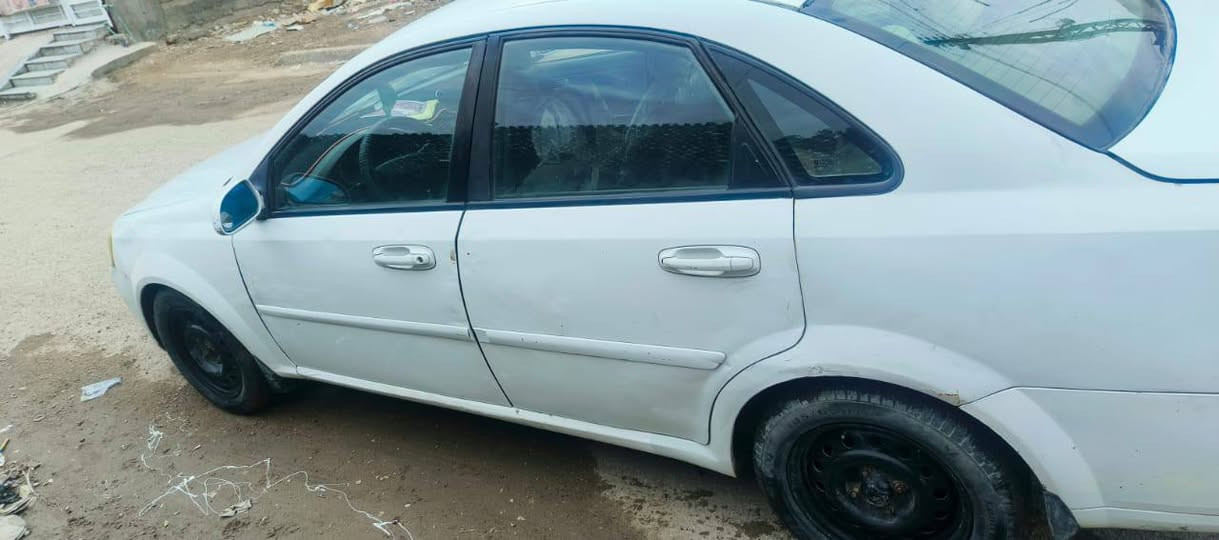 اوبترا للبيع موديل 2011
رقم واسط انكليزي سنوية لغاية 2029 
صاحب سنوية اني باسمي سكن بغداد البلديات 
السعر 68
ملاحظة/ مكاتبة مرورية ومداور لازم 
رقم الهاتف الحجي   / ***********
