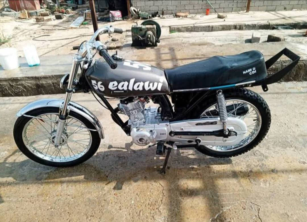 أعادت نشر بسبب الوعود الكاذبة دراجه للبيع شلامجه ايراني اصلي وتعمير كله 26 واصلي السعر خاص الاستفسار خاص400وبيه مجال


**إذا كنت صاحب هذا الإعلان وتريد حذفه لأي سبب، رجاءا أرسل رسالة إلى الدعم الفني**