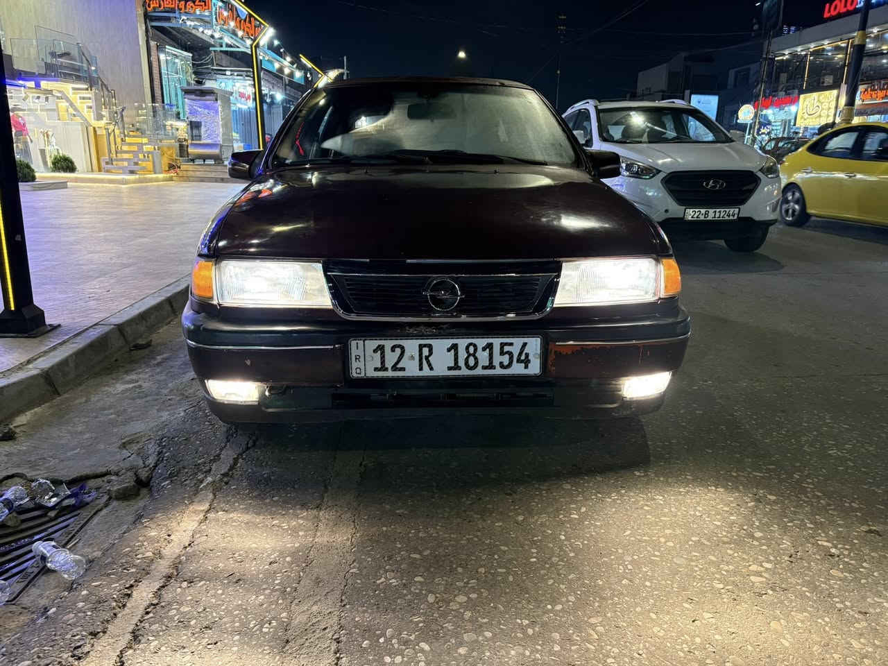 السلام عليكم 
فكترا للبيع 
السعر 32$ بيها مجال شي بسيط حق الجية 
موديل 1991 
لون ماروني /جنطة 
مكينة 18 المرغوب 
رقم نينوى رقم وهزة جديد سنوية الى 2031 
شرط الوكالة والتحويل 
كوبون بانزين بيها 
فتحة كهرب شغالة 
صبغ عام تكم وسقف بدون معجون 
طختها جاملغ خلف السائق 
بجم نضيف دواخل نضيف
سنتر لوك 4 بواب (قفل مركزي ) 
تايرات نضاف 
طخم دايف شفتات جدد /ربل طبلة جديد/ فولط روط جديد/ بور شغال فول /عينة وكلج نضيف/ 
وايرمنية كله شغال اي سي شغال تي بي اس شغال 
سلف جديد باتري مضبوط 
بريك عقرب اي بي اس شغال 
سكن ناصي عالي بلاجكتورات 
بك لايت صطاب لايت سكن خلفي كله شغال
دبل اشارة تدفئة شغالة زراك ماسحات جديد 
دشبول شغال رون كيلو متر حماوة وبانزين شغال
ضوء داخلي شغال 
مسجل جديد سماعات امامي خلفي جديد دمام بلوتوث 
داخل نضيف يريدله ترتيب 
كير شرط مكينة بداية رخاوة يعني تتعمر 
السعر المطلوب 32$ وبيها مجال بسيط حق الجيه
مكان السيارة موصل الايسر الزهور 
رقم تلفون اسيا .*********** .يوجد واتس 
رقم كورك ***********
