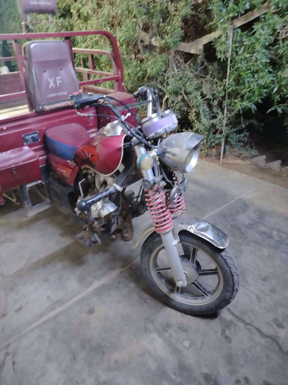 سلام عليكم للبيع  موديل 23 أوراق بيه بعده بلادي حته المحرك بعده مامفتوح 7812669591
