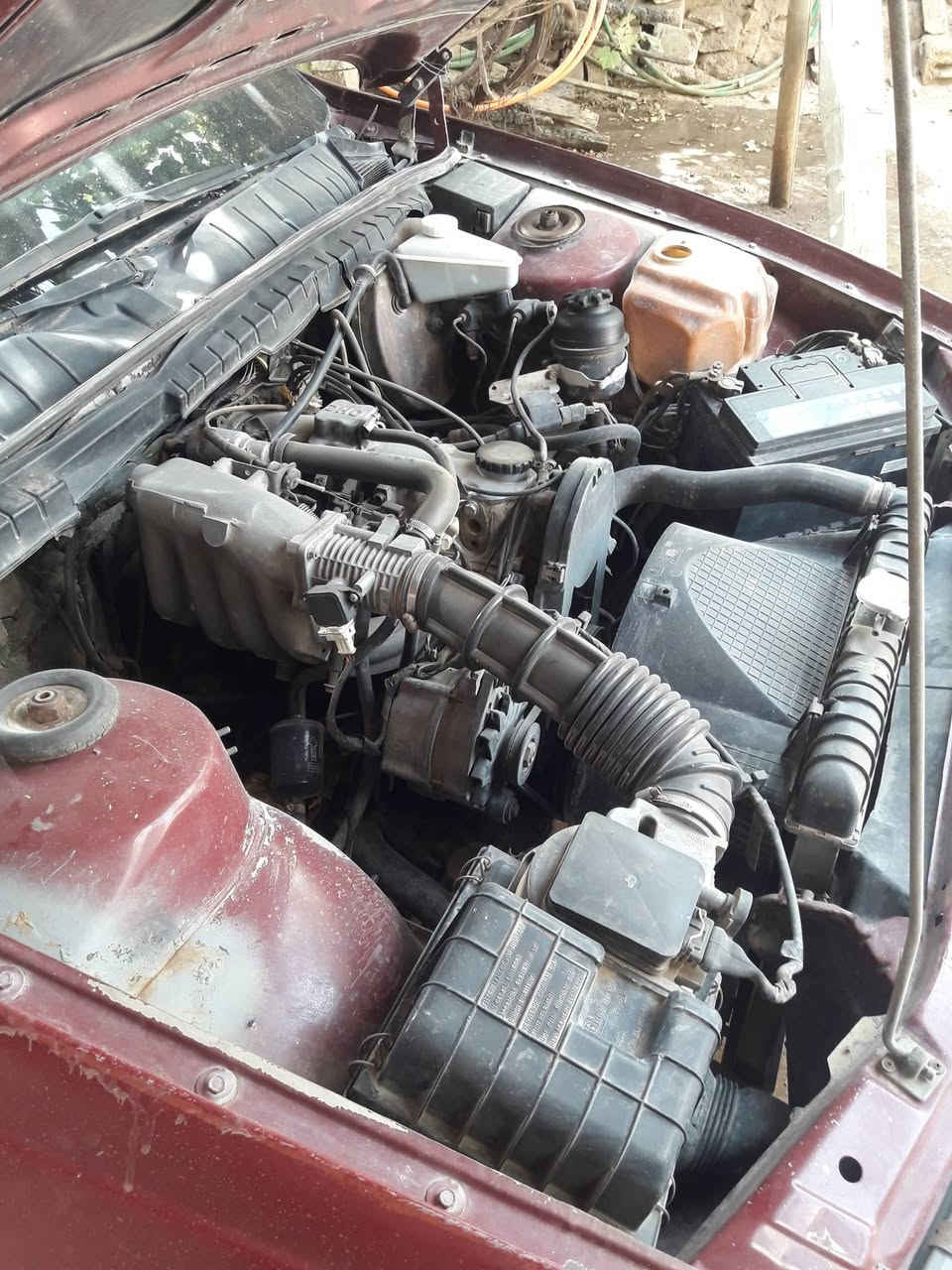 وبل وميكه مديل 92 سياره خير من الله ضربه مابيه دحجات قليله كمينه وكير خير من الله حداديه نص عمر سياره بسمي مكان سياره الدوانيه حي الفرات السعر 27 وبيه مجال ***********
