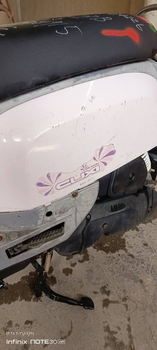 سلام عليكم ورحمه الله وبركاته ماكس بوليسي لون وردي داخل رصاصي كفرات ختم واحد نوزل الدراجة صارلة 16 يوم طلعت من الحاوية مكان كربلاء المقدسه للاستفسار ***********
