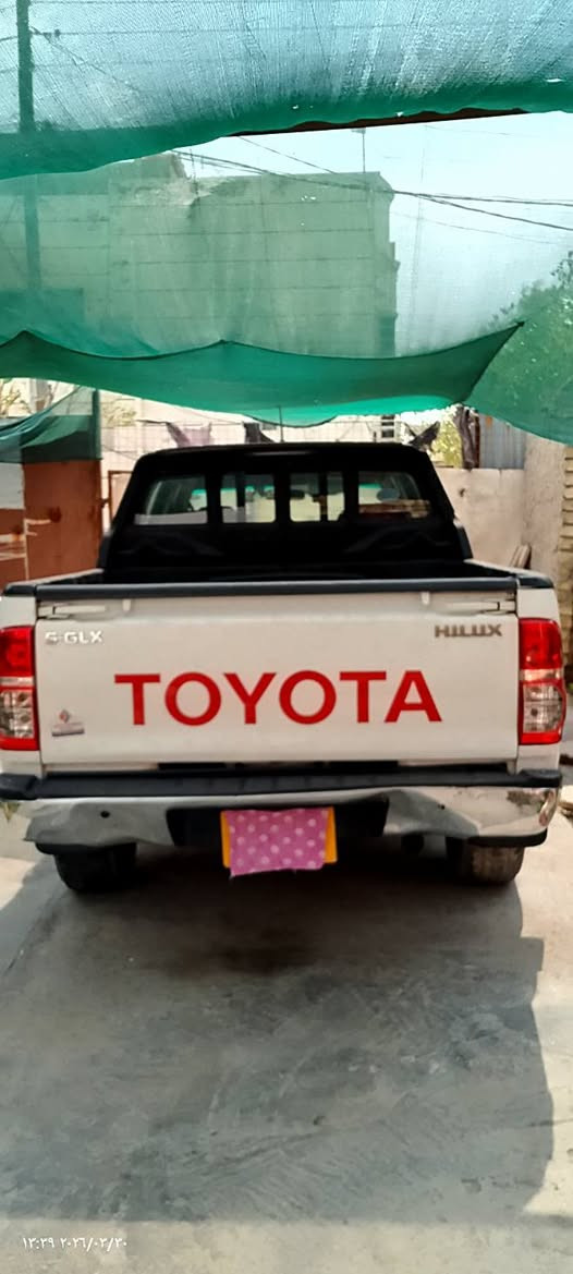 سلام عليكم هايلوكس فورويل عالي وتماتيك موديل 2013رقم اربيل تحويل وكاله تبريد ثلج سعر تصل واتساب ***********
