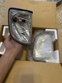 مارسيدس W124 • ابيض • ٩ ازواج