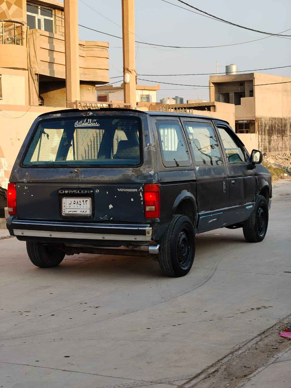 السلام عليكم..كلايسر موديل 1989 سيارة جاهزة كير ومحرك كامري..تخم تاير جديد دوشمة دواخل جديدة شاشة ايباد.بيها دفتر بانزين.رقم كركوك سنوية لحد 2027 .للبيع...السعر 22ورقة بيها مجال قليل***********..
