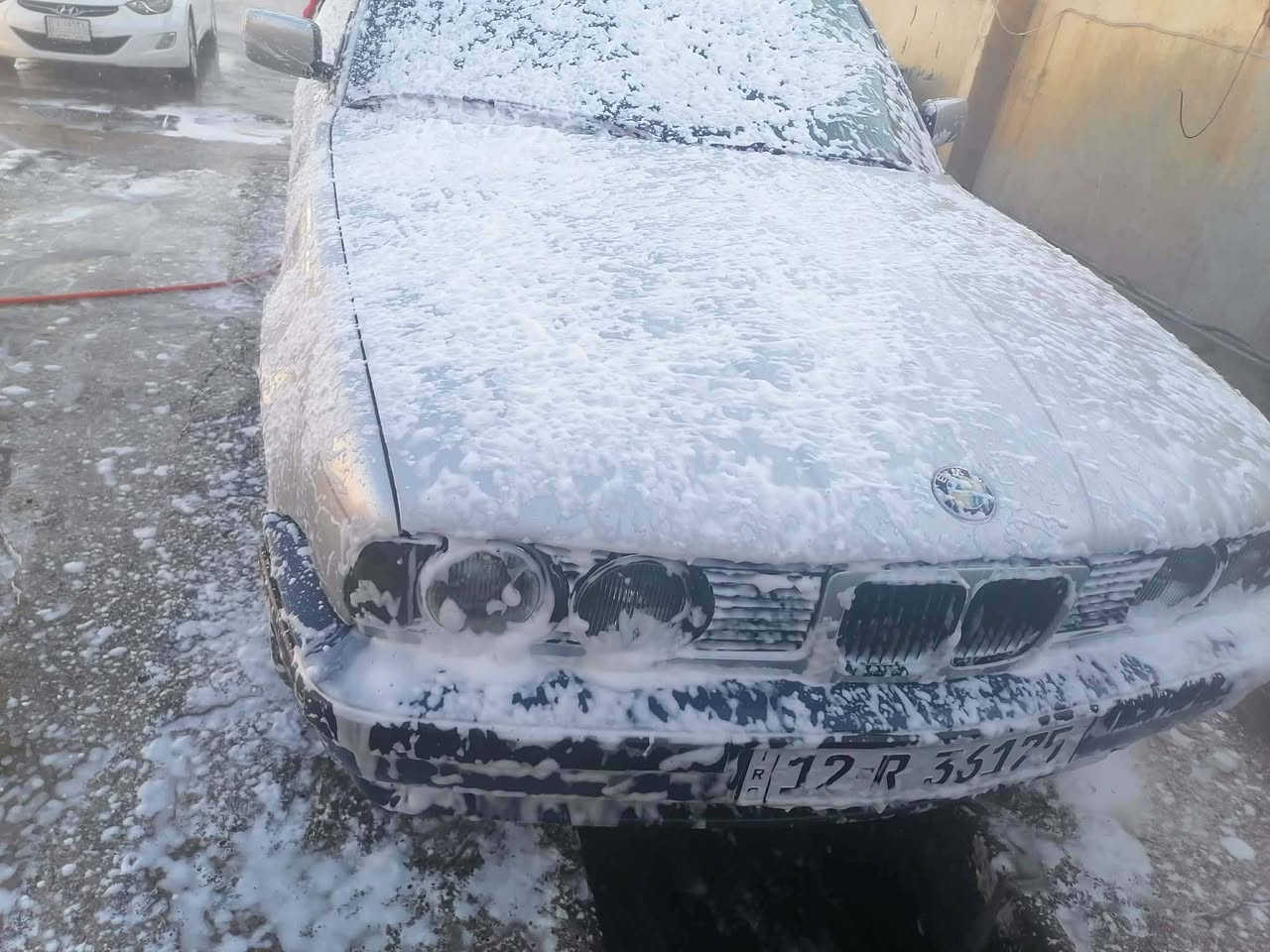 للبيع BMW سياره مال بيت
مكفول من الحادث و الكص 
رقم نينوى دولي 
حجم 525 اصل 
شرط التحويل 
فول فول تماتيك موصافتها معروفه 
3 وضعيات قياده 
فتحه بسقف كير عادي و اتماتيك
لون سلفر المرغوب 
ما مطلوبه ربع 
تبريد ثلج 
قفل مركزي حتى قبغ البانزين 
ويل خليه ترايك علبصره وشرط 220 سرعه 
اذا اريد اكتب مواصفات للصبح ماخلص علعموم 
والله العظيم مكلفتني 76 ورقه 
عارضها ب 65 ورقه  وبيها مجال
هذا رقمي *********** بي واتساب
هذا الاسيا ‏‪0773 614 5746‬‏

ملاحظه الدعاميات يرادلهن صبغ بدلها وماصبغتها
