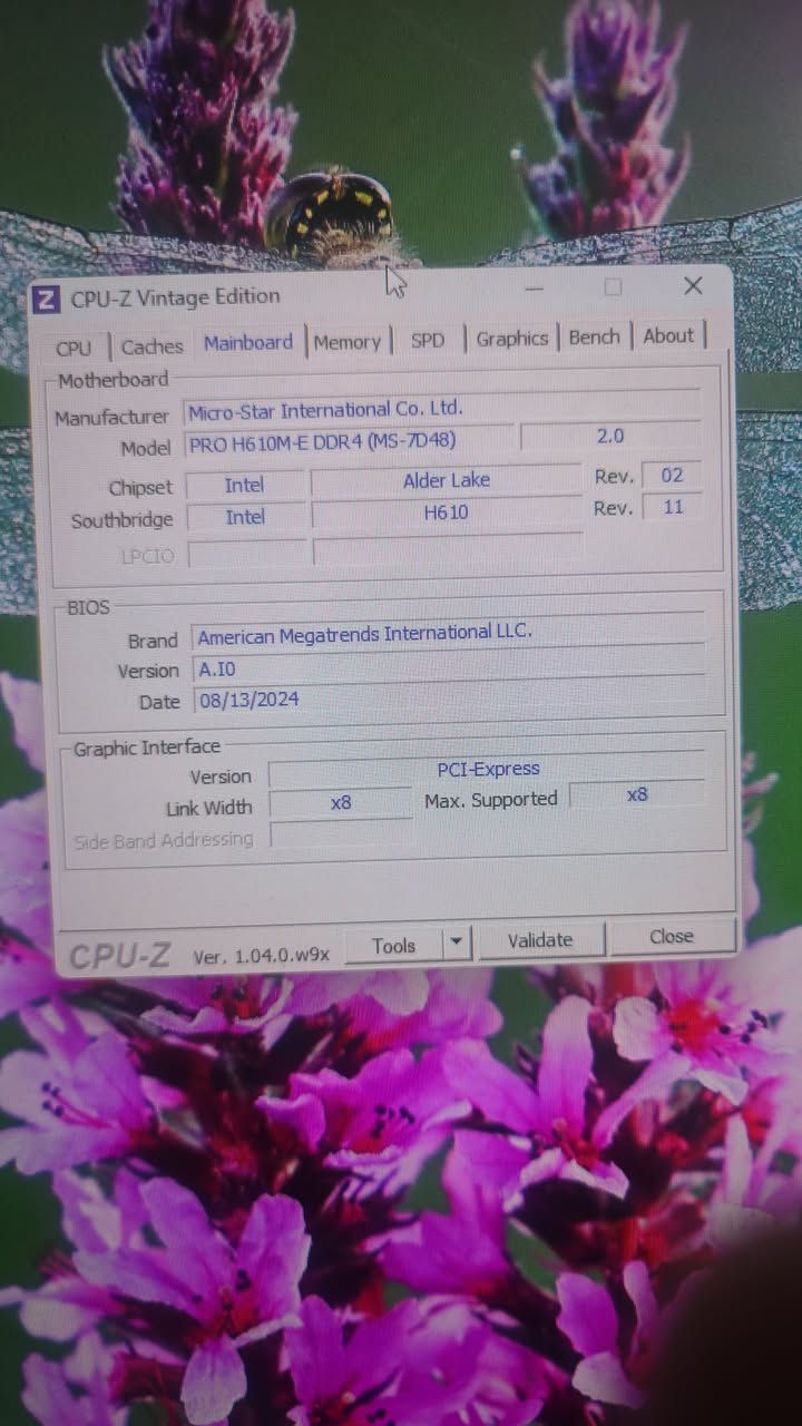 Pc كيمنك للبيع مستعجل مواصفاتهه بصور اتصل وبيك خير وتدلل ***********
