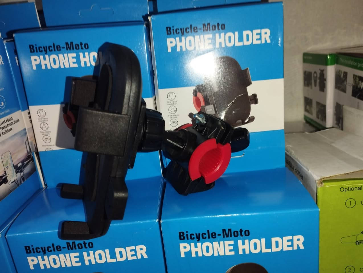 سيبور تيليفون 
بسكلات + موطو


**إذا كنت صاحب هذا الإعلان وتريد حذفه لأي سبب، رجاءا أرسل رسالة إلى الدعم الفني**