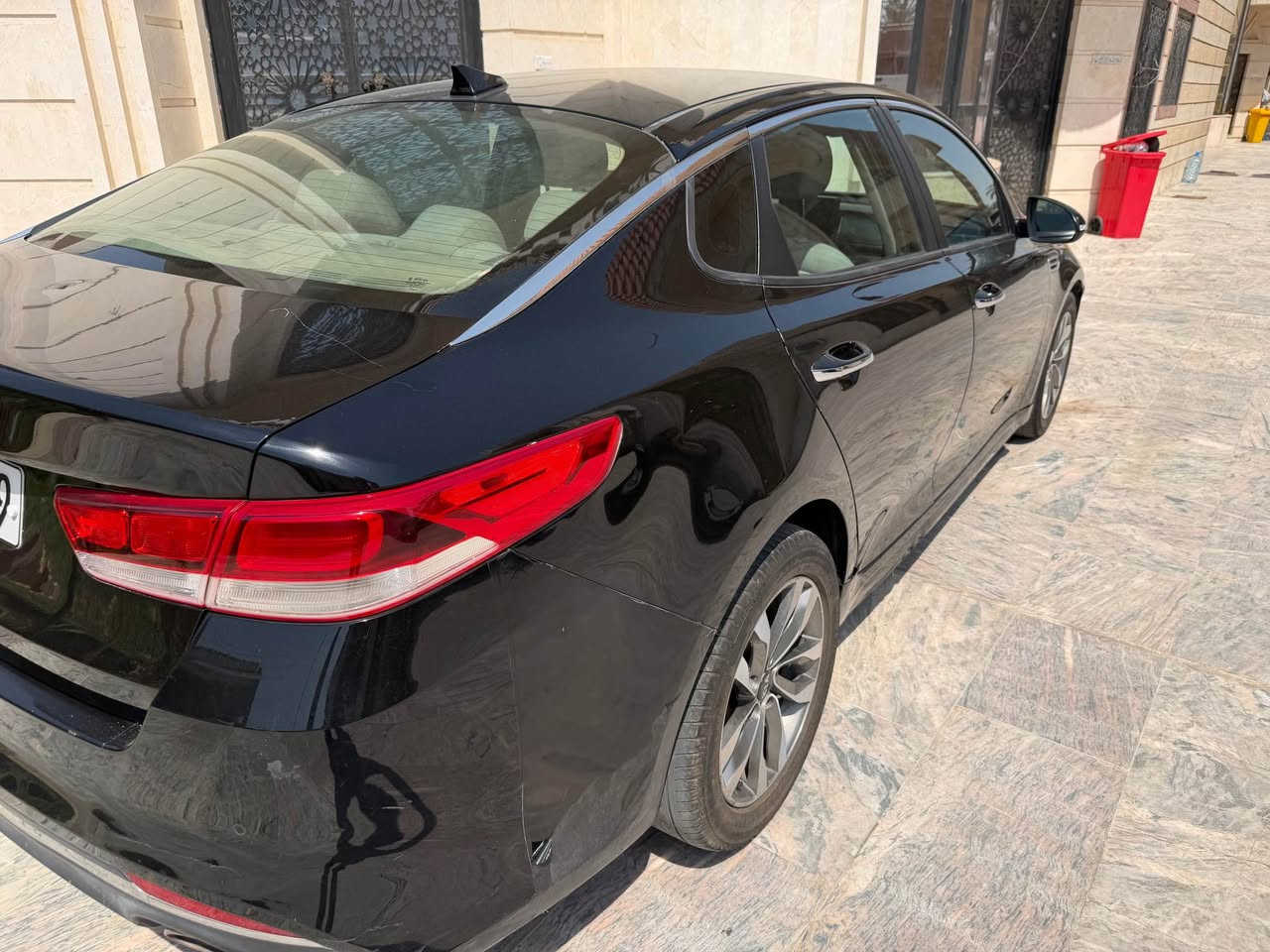 السلام عليكم كيا اوبتيما موديل 2018 بيهه فقط بنيد والباقي كفاله عامه السياره جاهزه من جميع النواحي تبريد حداده تاير رقم اربيل تحويل سنويه مامنتهيه للاستفسار الاتصال على *********** مكاني البصره حمدان السعر 123 ورقة وبيهه مجال البصرة, العراق
