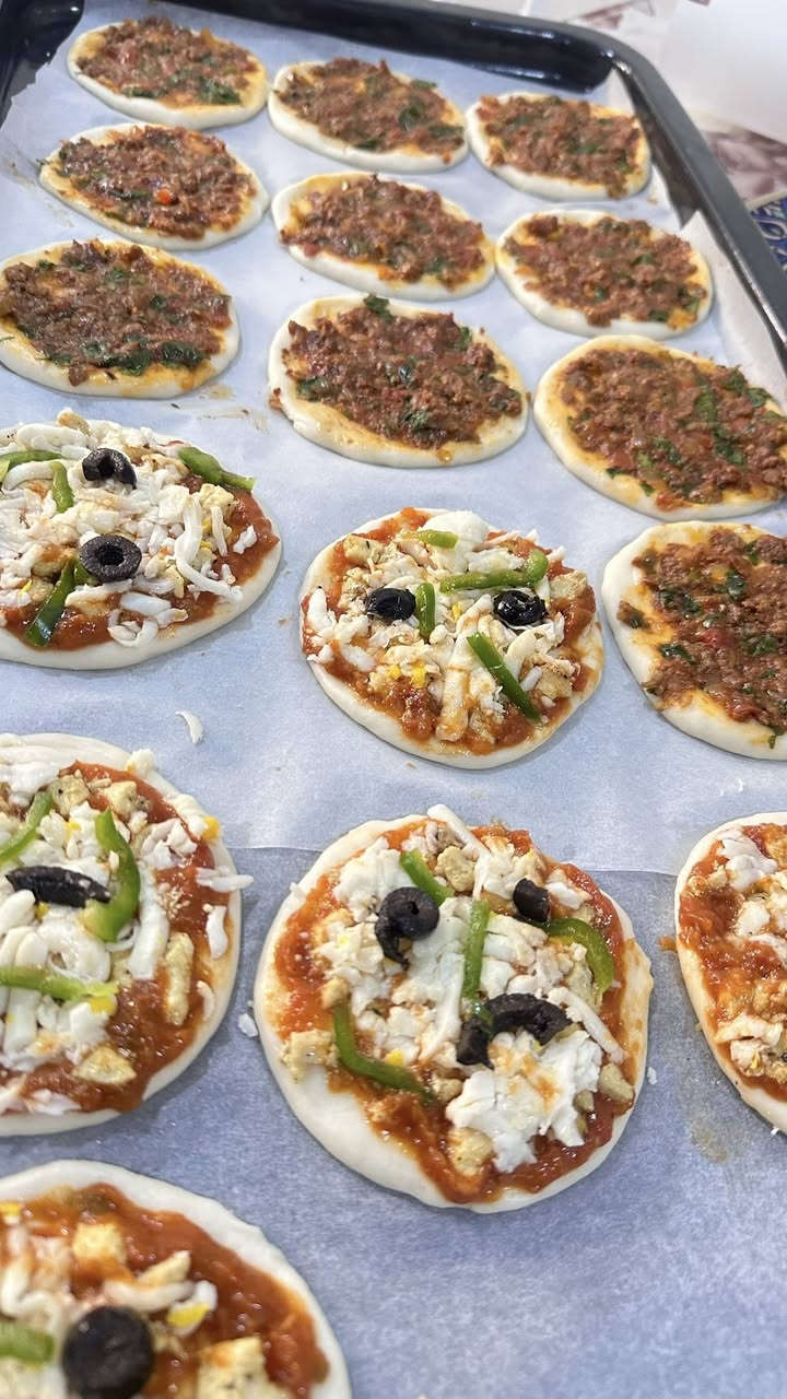 اللهم صل على محم وعلى آل محمد  

شغل بيت نظيف وطيب الي يحب يحجز للباجر  
كبه ٣٠ عدد ١٥ الف 
بيتزا ١٠ عدد ٥ الف 
لحم عجين ١٠ عدد ٥ الف 
كرات تمر ٣٠ عدد ٥ الف 
دولمه حسب اختياركم يكفي ٣ اشخاص ٦ الف 
وكليجه مدام قربت عيد حسب طلبكم يوجد توصيل داخل كركوك 🚗


**إذا كنت صاحب هذا الإعلان وتريد حذفه لأي سبب، رجاءا أرسل رسالة إلى الدعم الفني**