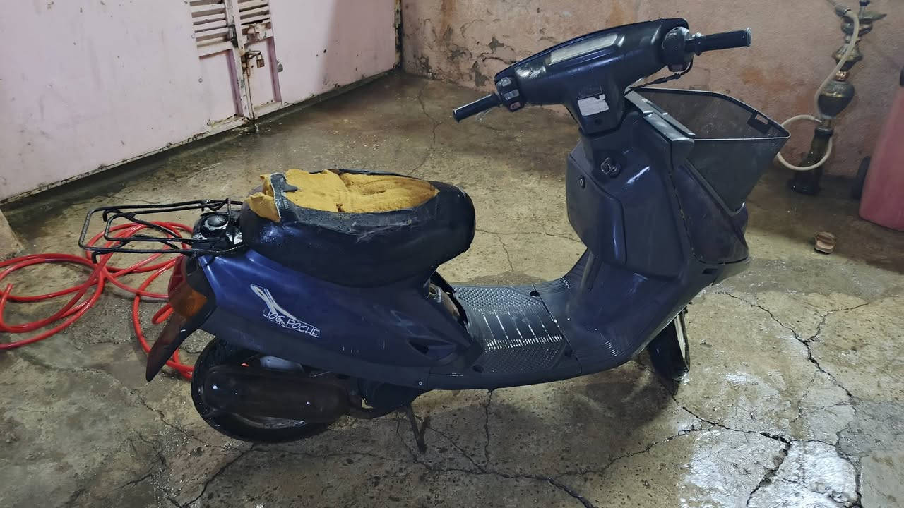 ماطور بزون شاصي شرط اكسن شرط كهربائية شغاله مكينه معمره مره وحده سعرو 200بي مجال بسيط هذا رقمي خابرني مكاني بل ايمن ***********او اسيا ***********
