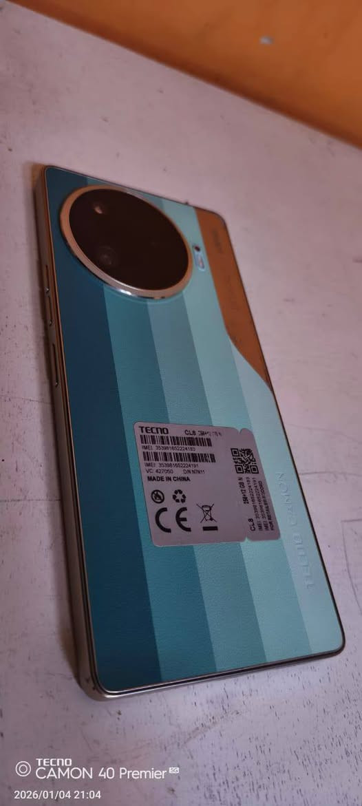 السلام عليكم 
تكنو كامون 5G. 30 pro ذاكره 256 شاشه 120hz
بطاريه 5000ملي. ملحقاته كامله. 
للبيع او المراوس حسب القناعه. متواجد واتساب 
***********
