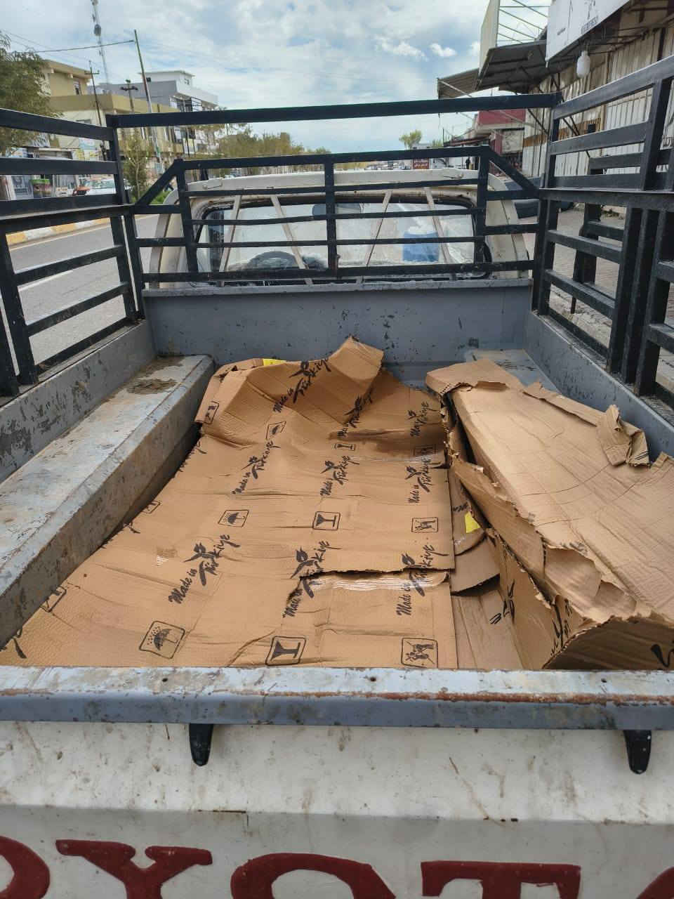 السلام عليكم متاح بيكب موديل 80 للبيع السعر14ورقة بي مجال ابيع جف اتراب بس مسؤل عن السرقة رقم الهاتف *********** مكان كركوك
