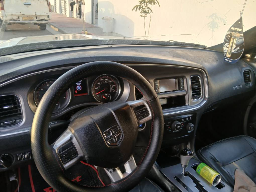 دۆج چارچە ر2011گیێڕومە کینە بە شە رت  مە کینە ی شە ش پستۆنی 3600سبوخ عام نیە بە ڵام من بە عام بۆیاخ دە ی فرۆشم بە شە رتی ئە وە لیات حاسیبە ئە ی فرۆشم سە نە وی عە سلیشی لە گە ڵە گۆڕینە وە ش ئە کە م بە سە یارەیە کیش به دڵم بئ ژم*********** كالار, السليمانية
