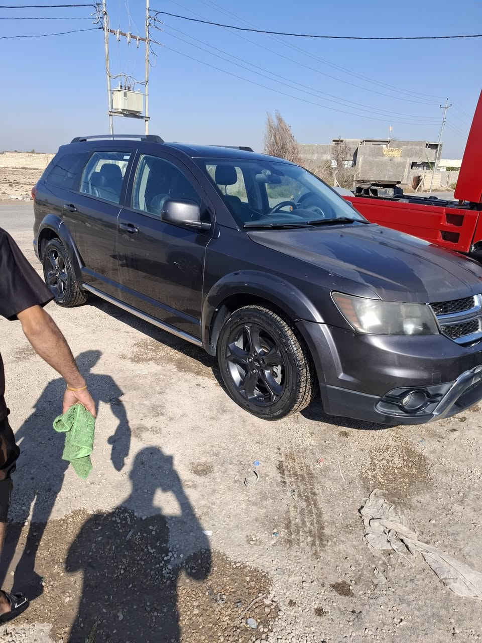 السلام عليكم من رخصت لادمن جورني موديل ١٨ سبعه راكب ثلاث قطع تبريد حادث قطعتين امريكا *********** كروز رود فول ماعده الفتحه ١٤٥ بيه مجال
